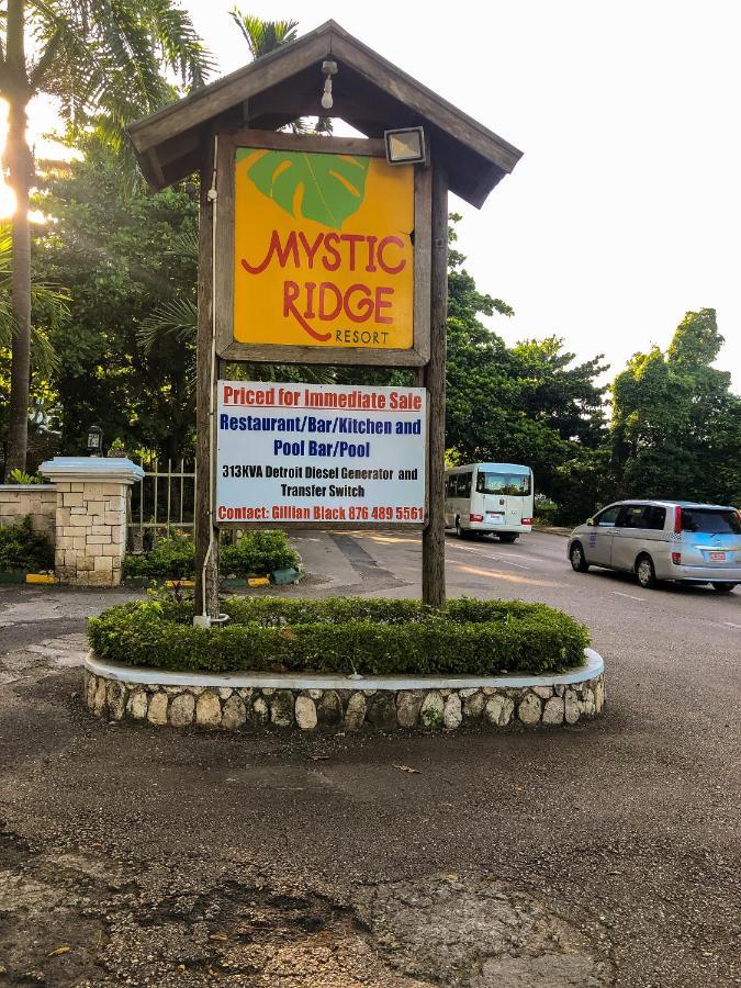 E 20 Mystic Ridge Ocho Rios Appartement Buitenkant foto