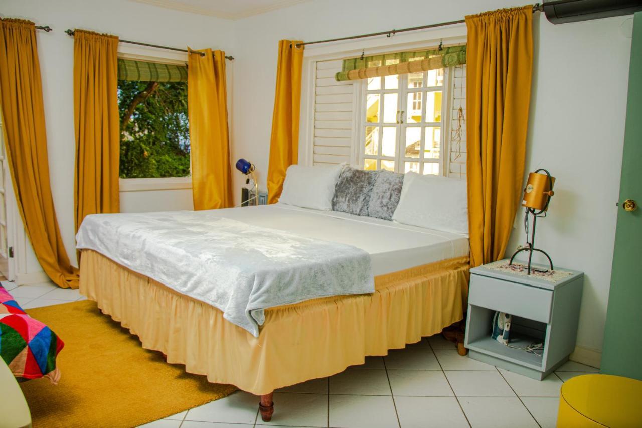 E 20 Mystic Ridge Ocho Rios Appartement Buitenkant foto