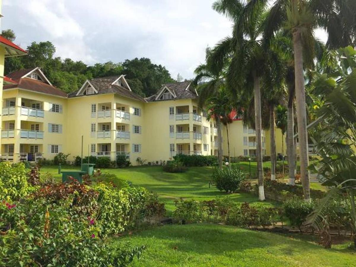 E 20 Mystic Ridge Ocho Rios Appartement Buitenkant foto